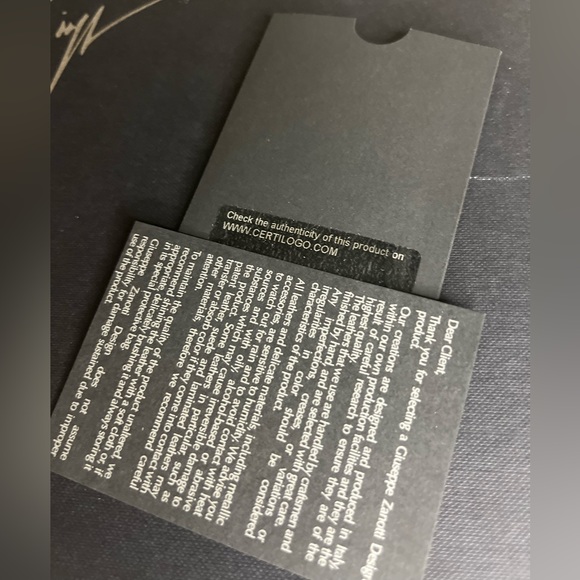 Gorgeous Giuseppe Zanotti ankle boots. BRAND NEW - NEVER WORN. Size 37 110mm. - Picture 5 of 9